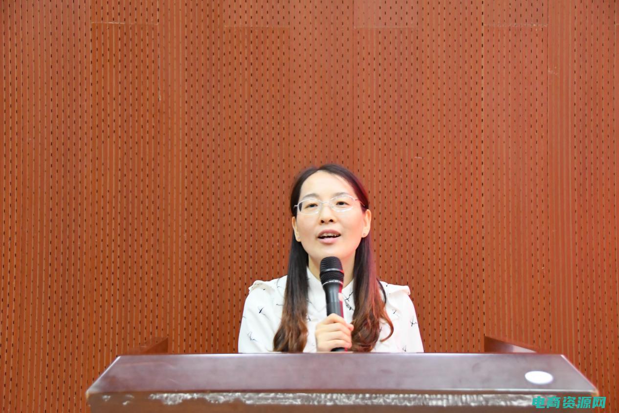 书海撷珍 (汇聚书海之珍：中国读书网与你共享无限阅读乐趣)