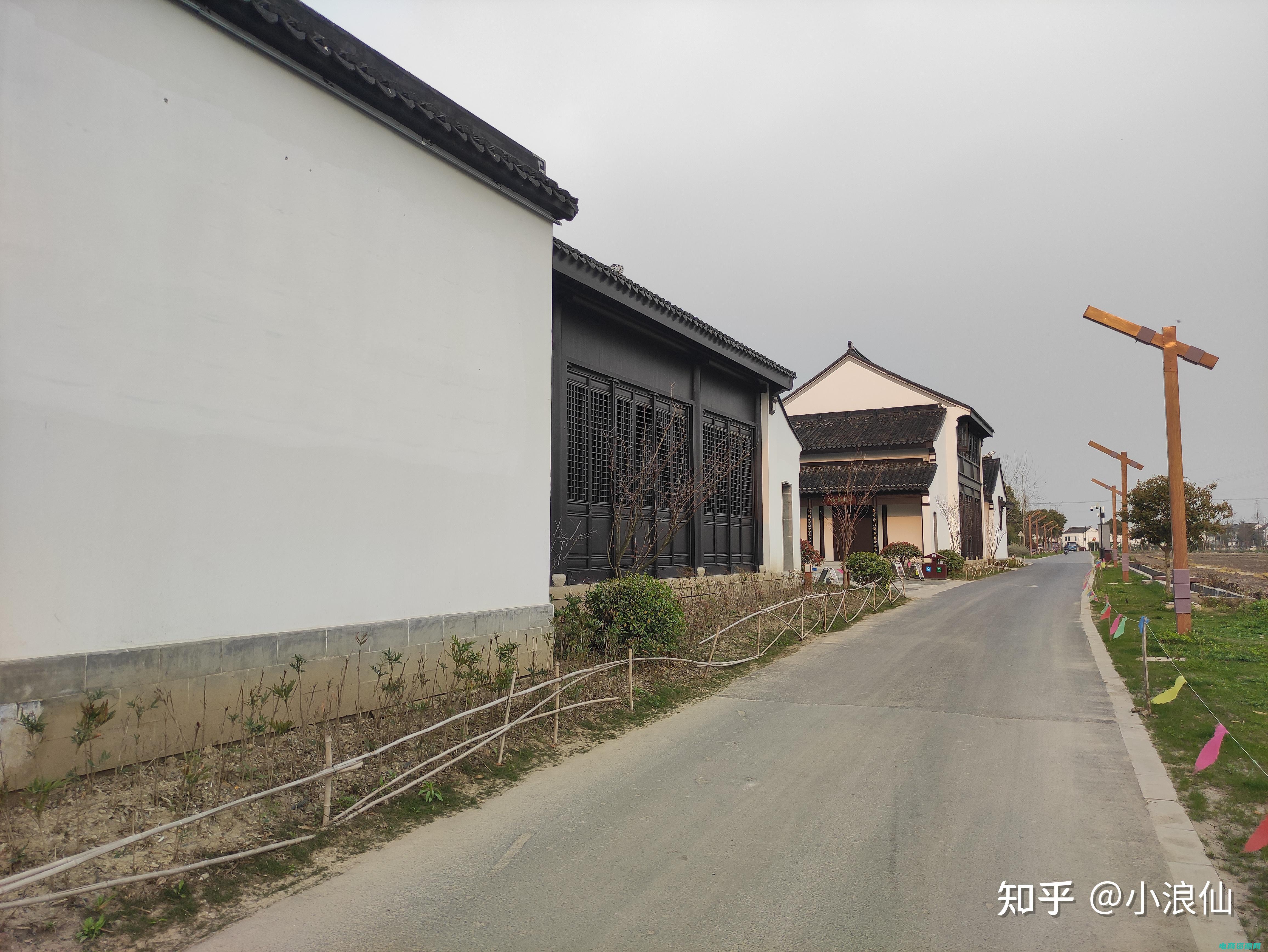 e龙旅游网的体验想法 (e龙旅游网：让你的旅行更简单、更愉快)
