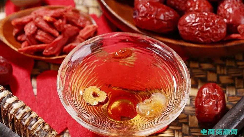 请问中药红酒有什么作用 (药红酒，中草药与酿酒技艺的完美结合)