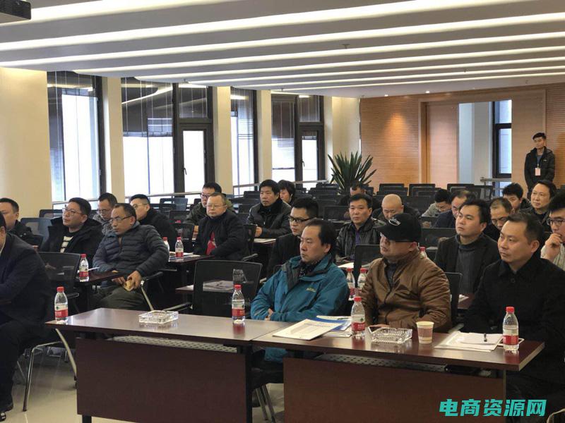高朋新材 (高朋服装-塑造您的时尚形象的首选品牌)