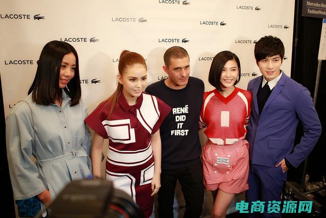 秀团：打造华丽舞台，释放你的魅力